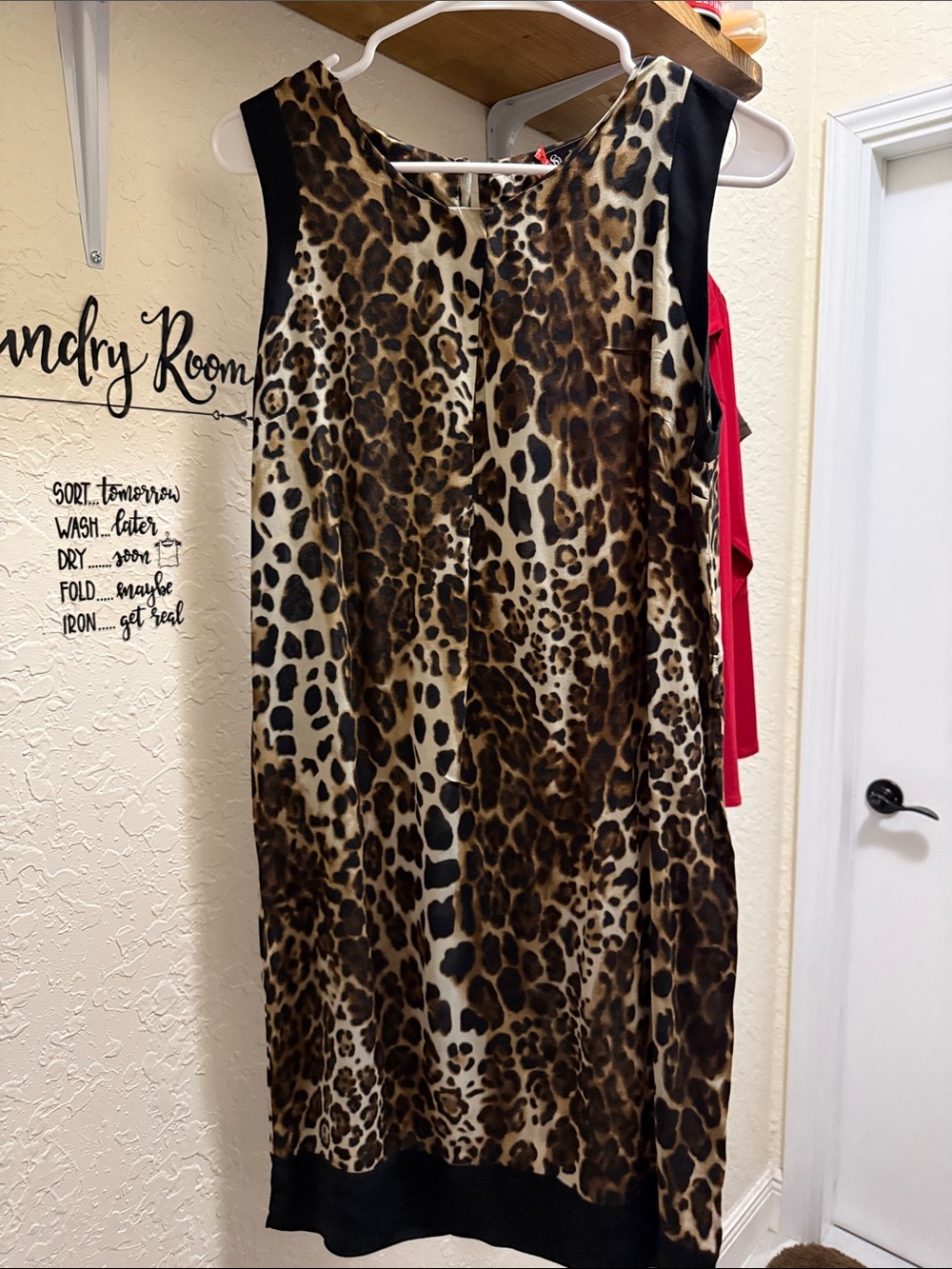 Sleeveless Leopard Print Midi Dress in Brown and Black